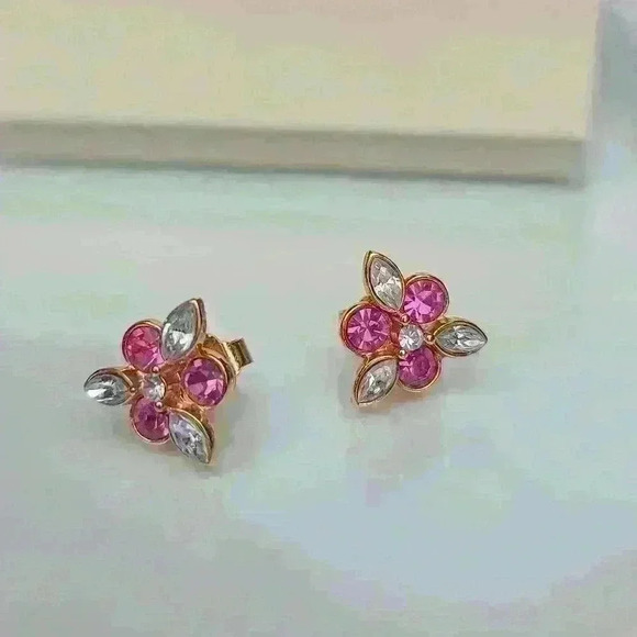 Avon vintage simulated Ruby necklace earrings set front 80s Gold tone with rubie - Picture 8 of 17